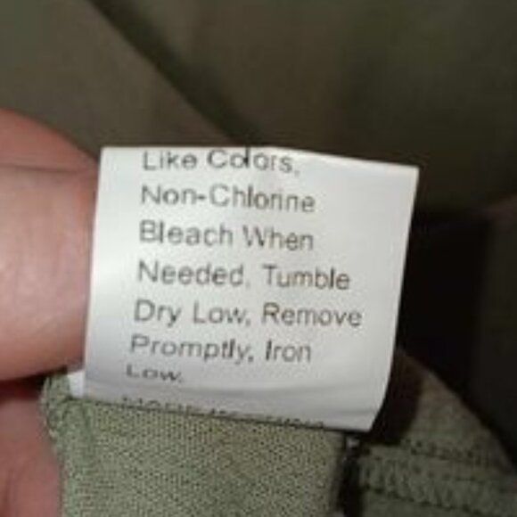 SHEIN Curve Flowy Top Size 1XL - Picture 7 of 10